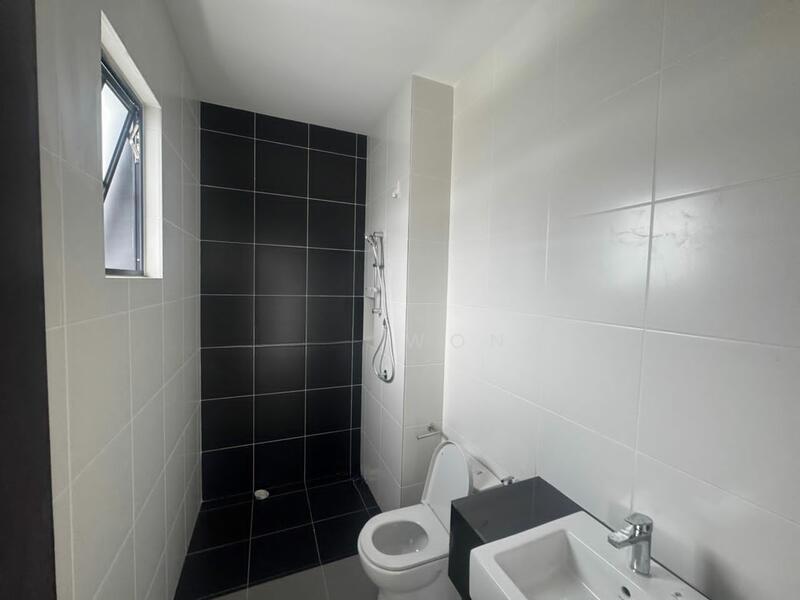 Iskandar Puteri Iskandar Puteri Iskandar Puteri - 4