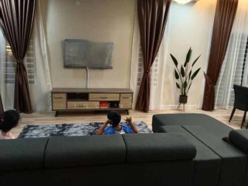 Ukay Heights Bungalow - 1