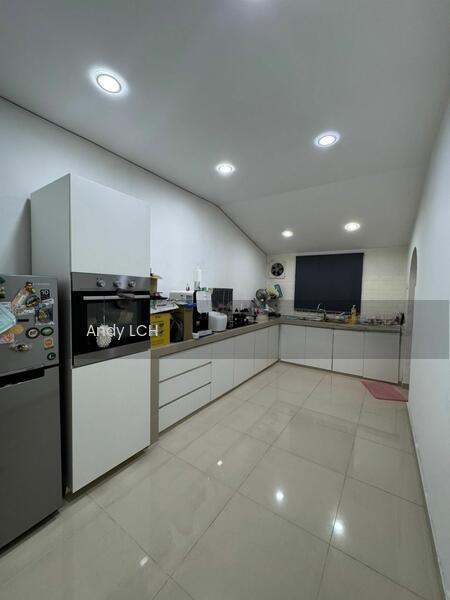 Terrace house at Usj 3 - 1