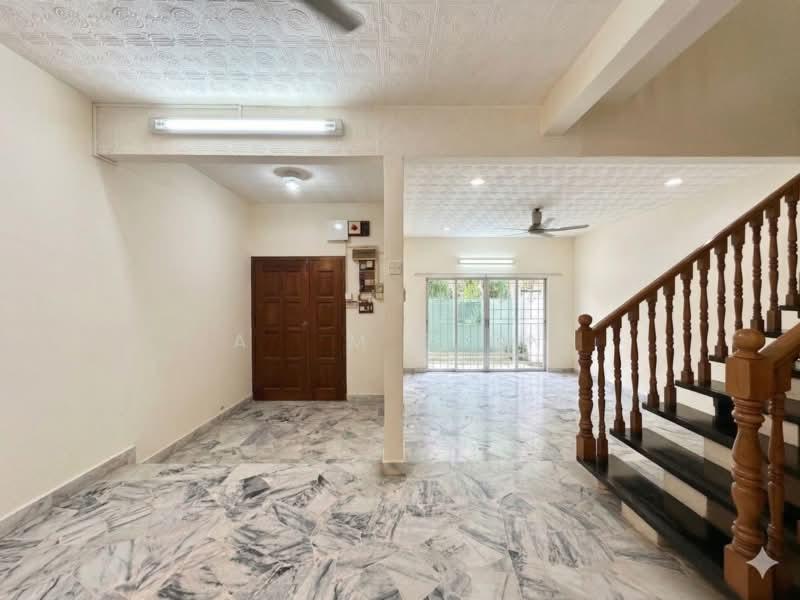 Terrace house at Damansara Jaya - 3