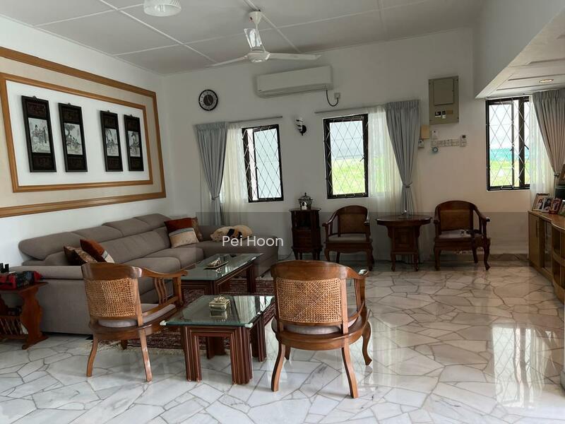 Single storey bungalow at Hillside - 4