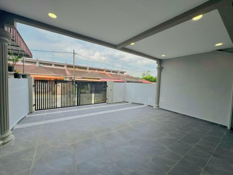 Taman Flora Heights - 4