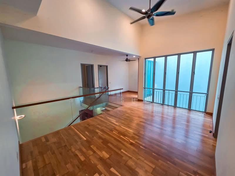 Schumann, Symphony Hills - 5