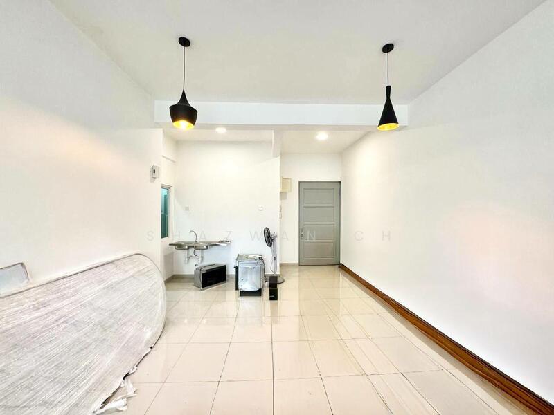 D'suria Condominium - 4