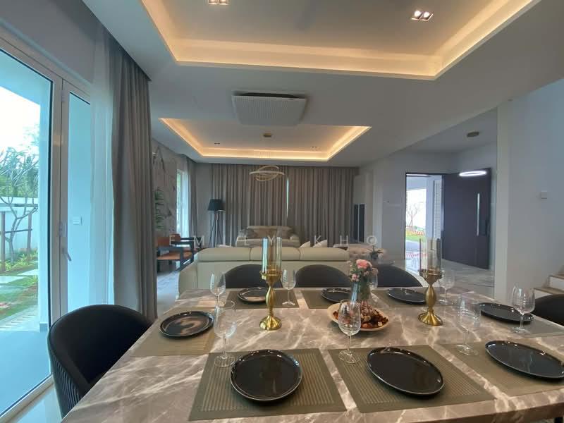 Amber Subang bestari - 4