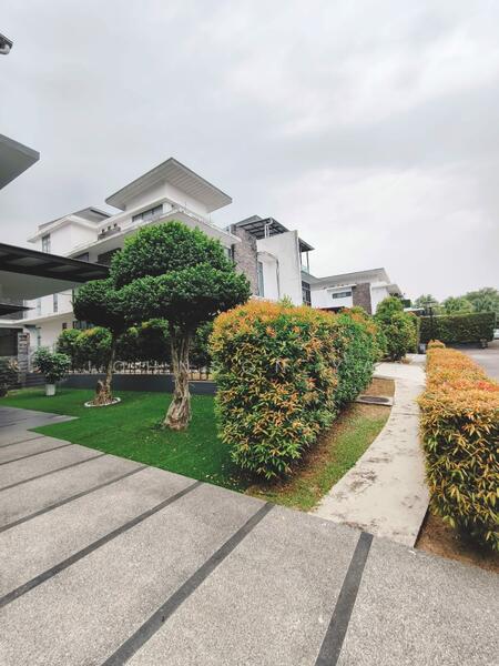 THE STRAITS VIEW RESIDENCES - 3