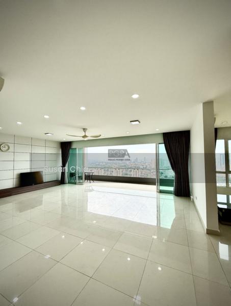 Central Park condominium - 3