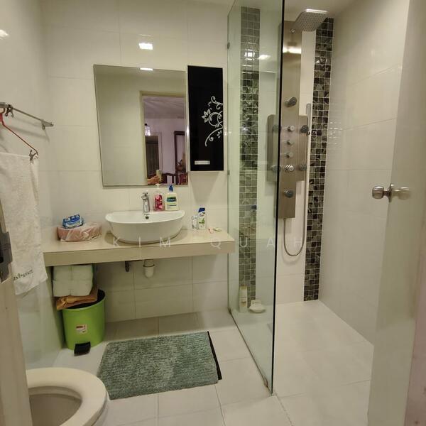 Jasmine Towers - 2