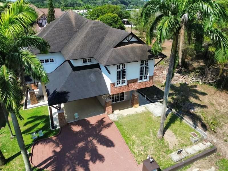 Perdana Lakeview East - 2