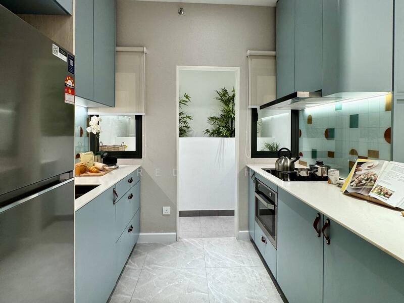 Trinity Rainfora - 3