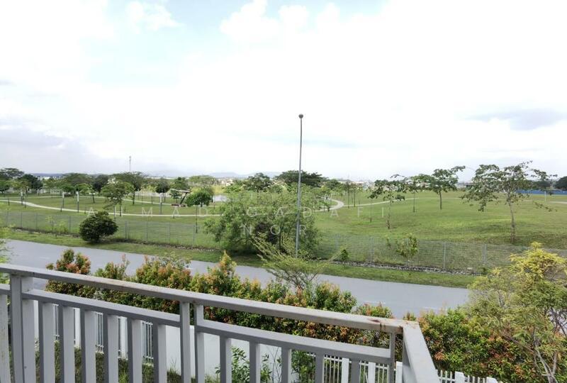 Bandar Hillpark Cherry, Puncak Alam - 3