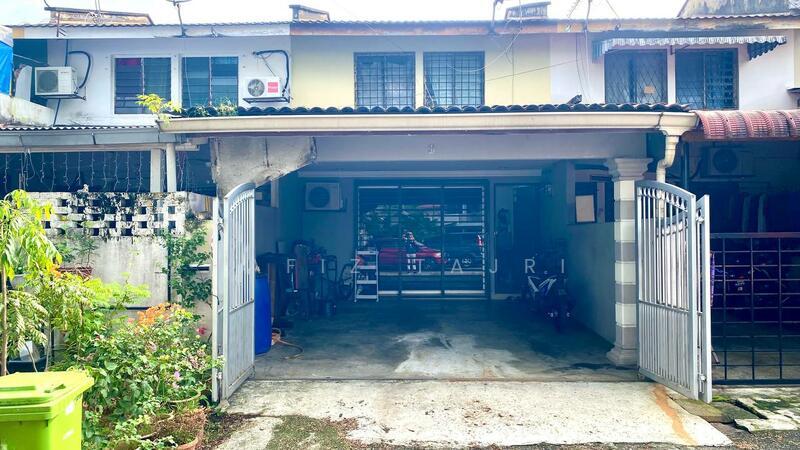 Bandar Menjalara - 1