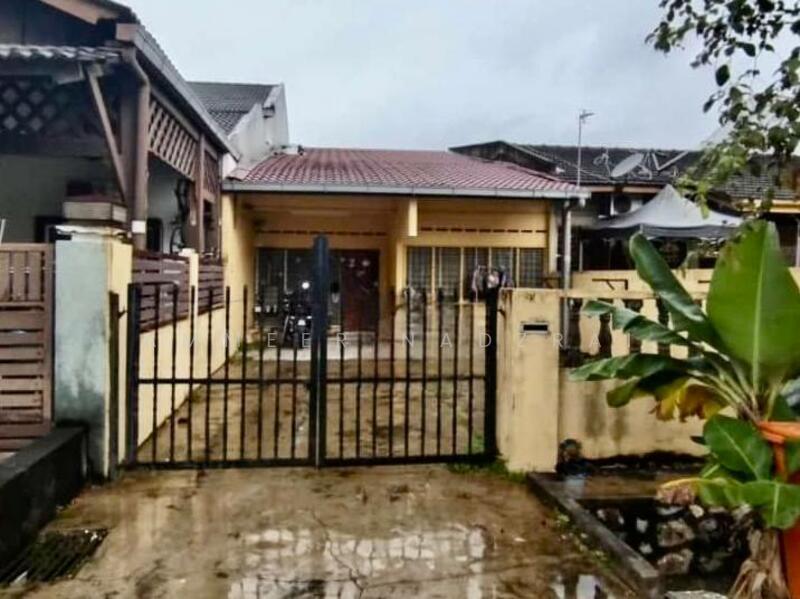 Seksyen 10, Shah Alam - 1