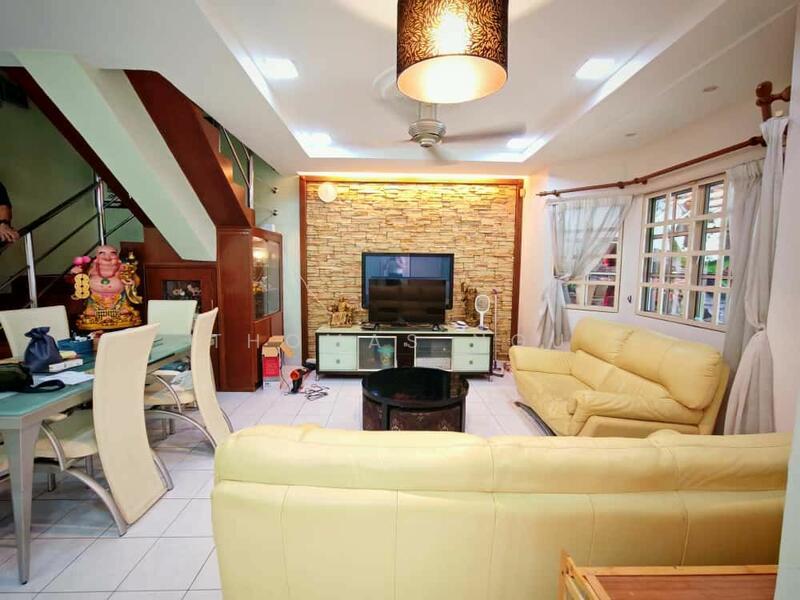 2-storey Terrace House at Bandar Kinrara Seksyen 5 - 1