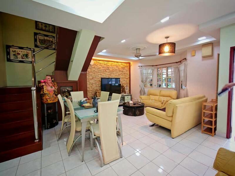 2-storey Terrace House at Bandar Kinrara Seksyen 5 - 2