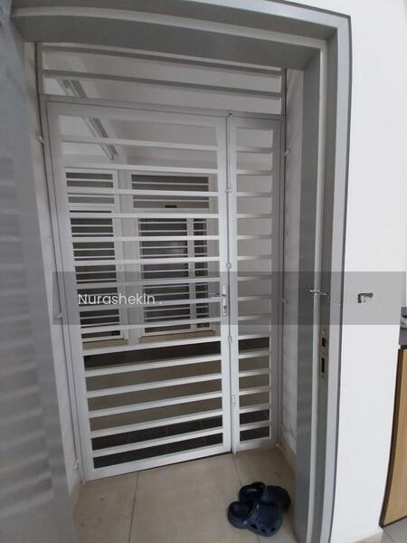 Kiara Court Nilai Impian - 1