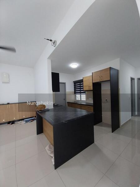 Kiara Court Nilai Impian - 4