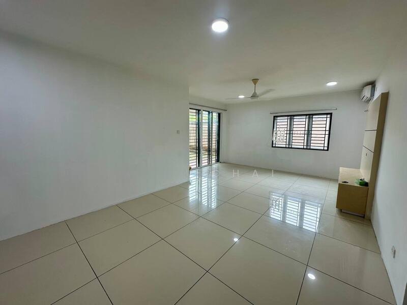 Larkin Residence (Phase Three) - 4