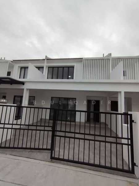 Sejati Lakeside @ Cyberjaya - 1