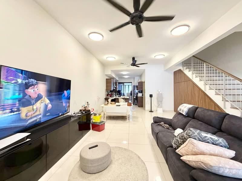 City of Elmina : Elmina Valley 2 - 1