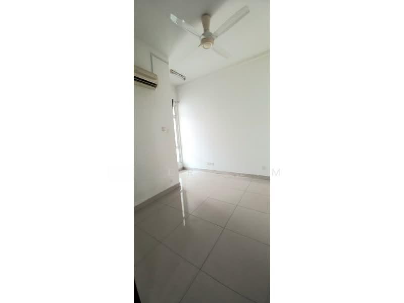 2.5 storey Terraced House at USJ Heights - 4