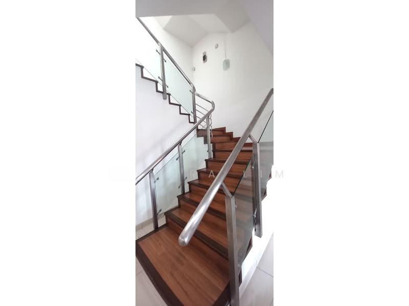 2.5 storey Terraced House at USJ Heights - 5