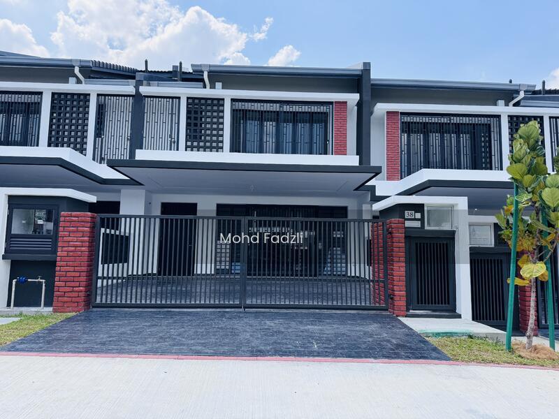 Elmina Green Seven - 1