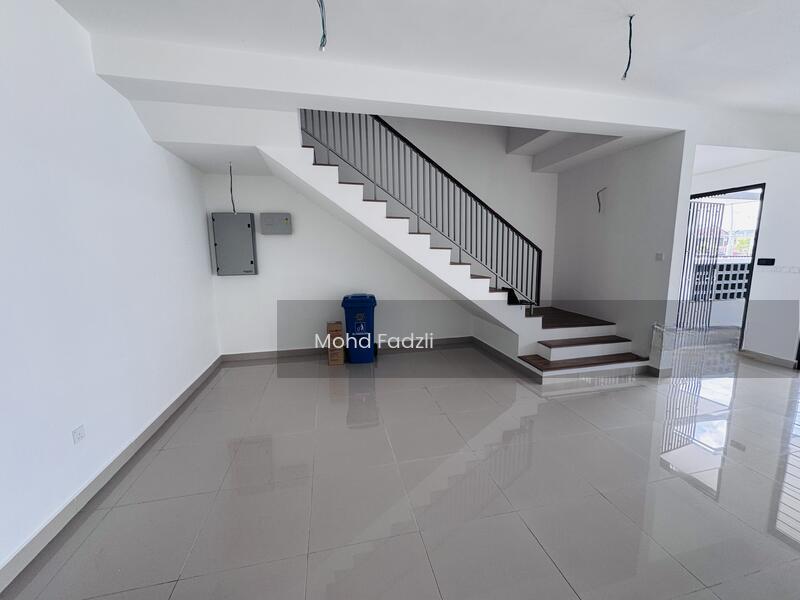 Elmina Green Seven - 4