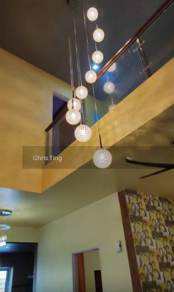 Lyden, Terrace House - 5