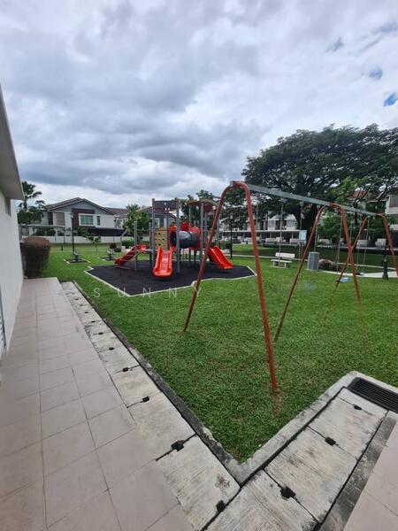 Villa Raintree 1 - 5