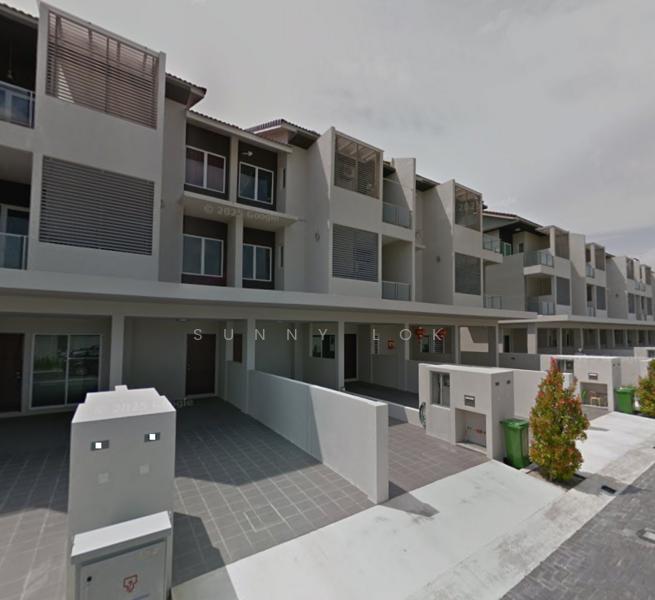 Villa Raintree 1 - 3