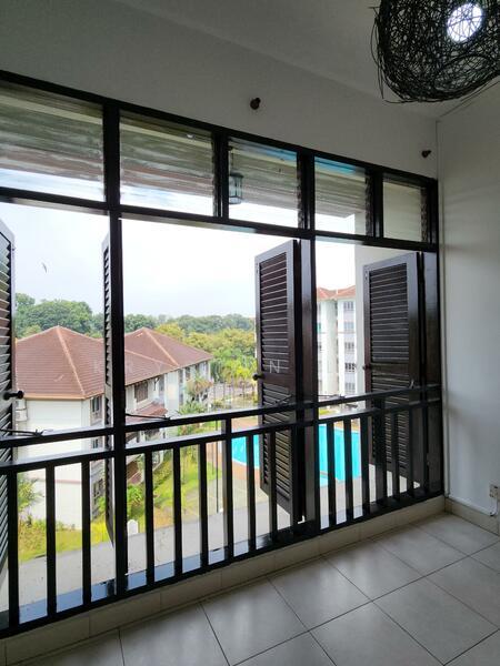 Lakes Condominiums / Pangsapuri Tasik - 5