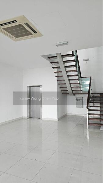 Bungalow at Straits View - 4