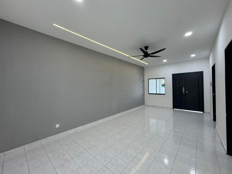 Taman Ungku Tun Aminah - 3