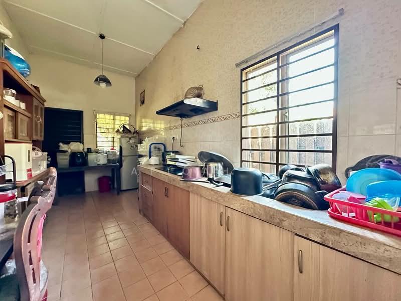 SS1 Kampung Tunku - 5