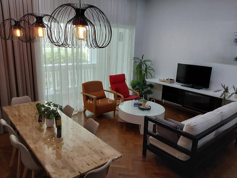 Straits Quay (The Suites at Waterside) - 1