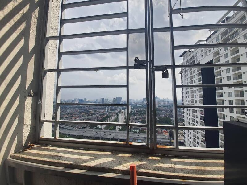 Axis Residence - 3