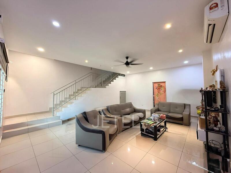 RM750k! 22x75ft! 4R3B! Move in Condition Renovated Taman Ehsan Jaya Pandamaran Port Klang 2 Sty Hse - 3