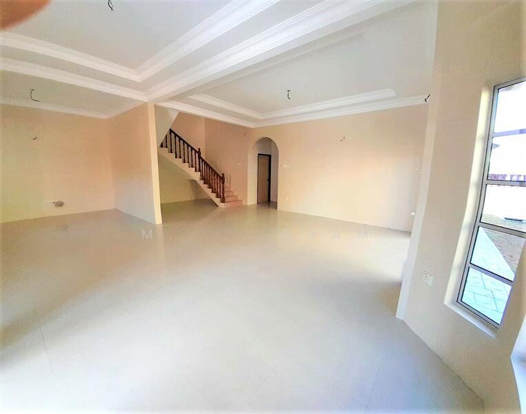 TAMAN SEJATI (KOTA RAJA) RUMAH BANDAR @ AMVERTON LINKS - 2