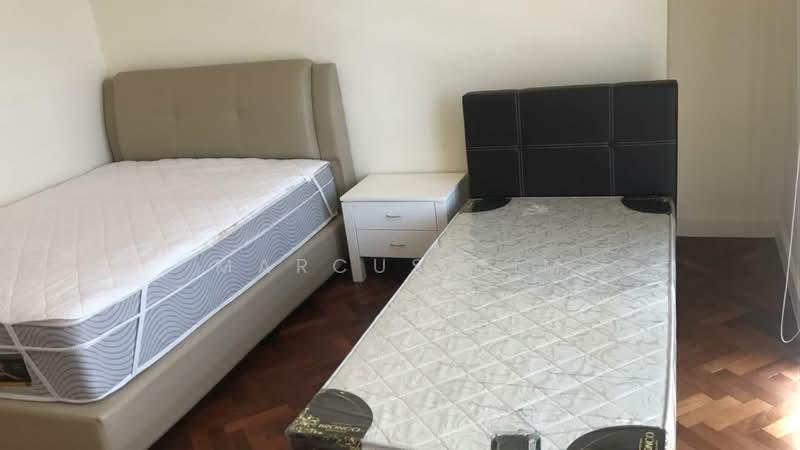 Quayside Seafront Resort Condominiums - 3