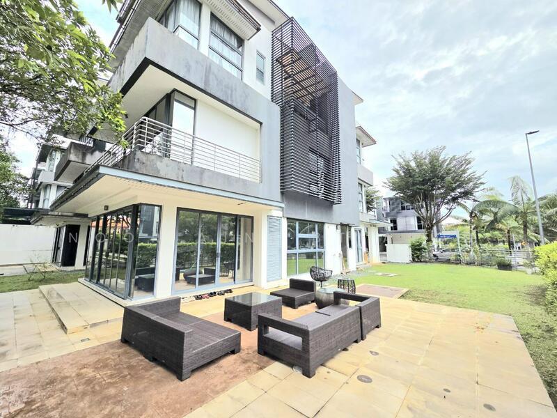 CORNER 3 Storey Semi D Lake View Sera Twin Villa Presint 8 Putrajaya - 5