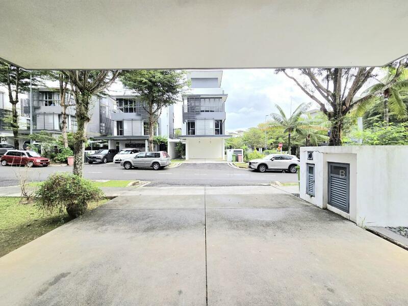 CORNER 3 Storey Semi D Lake View Sera Twin Villa Presint 8 Putrajaya - 2
