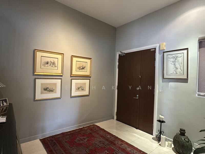 Hampshire Park Condominium - 2