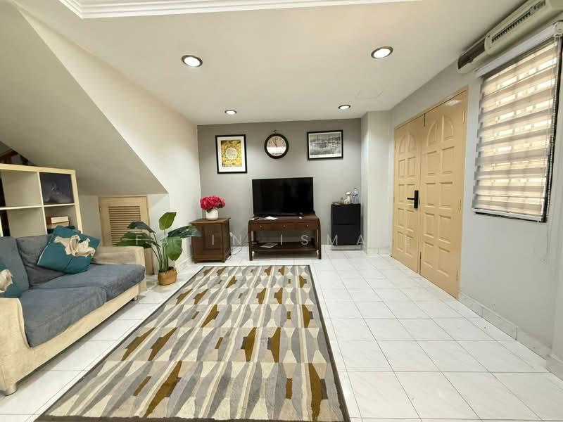 Kota Damansara Seksyen 8 - 3