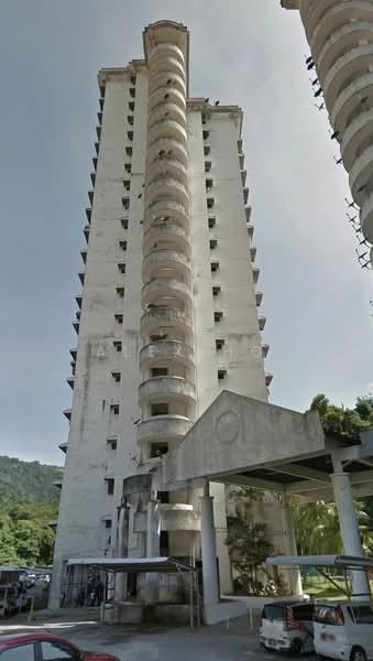 Vista Condominium - 4