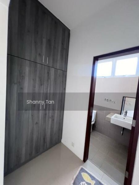 Bandar Mahkota Cheras - 4