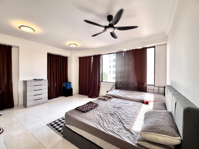 Aloha Tower Condominium - 4