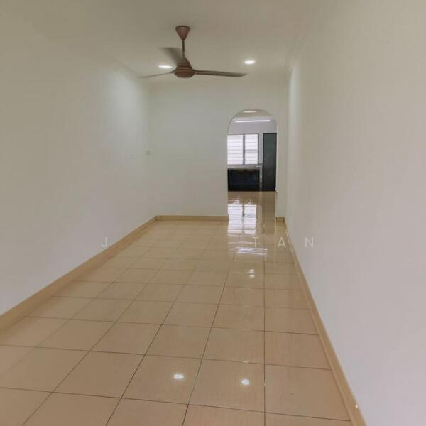 Taman Sungai Besi Indah, Seri Kembangan - 4