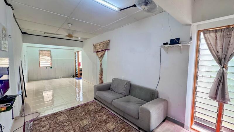 Taman Plentong Utama - 1