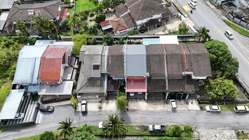 Double Storey Terrace Intermediate @ Lorong Pasir Rock Road - 3